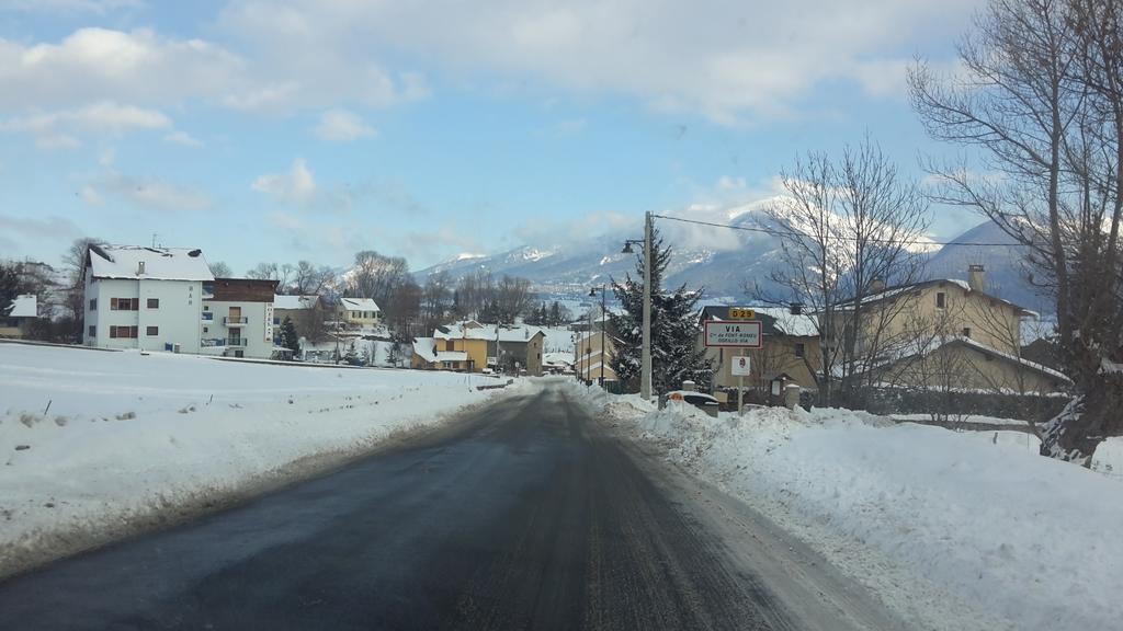 Hotel L'Oustalet Font-Romeu-Odeillo-Via Buitenkant foto