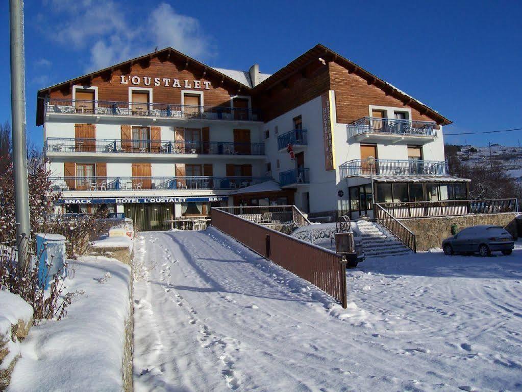 Hotel L'Oustalet Font-Romeu-Odeillo-Via Buitenkant foto